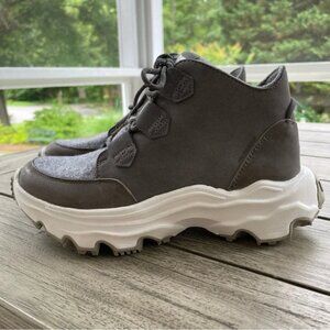 Sorel Kinetic Breakthru Caribou Sneaker Boots Womens